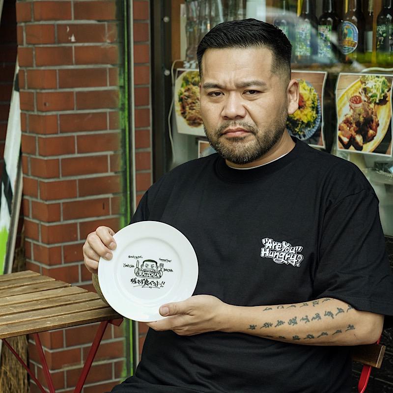 カナ　お皿 漢 Kitchenのお皿 | 漢 Kitchen（Kan Kitchen） | SPACE SHOWER