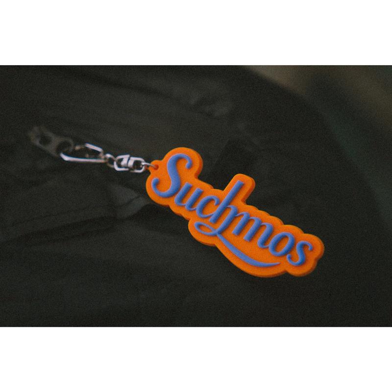 Suchmos ロゴ ラグ(値段交渉可) Suchmos ステッカーの通販 by Sally｜ラクマ