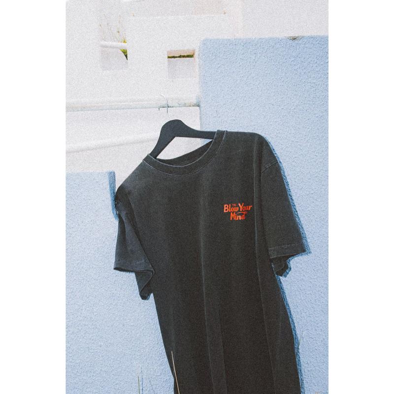 The Blow Your Mind Tee Chacoal | Suchmos（Suchmos） | SPACE SHOWER